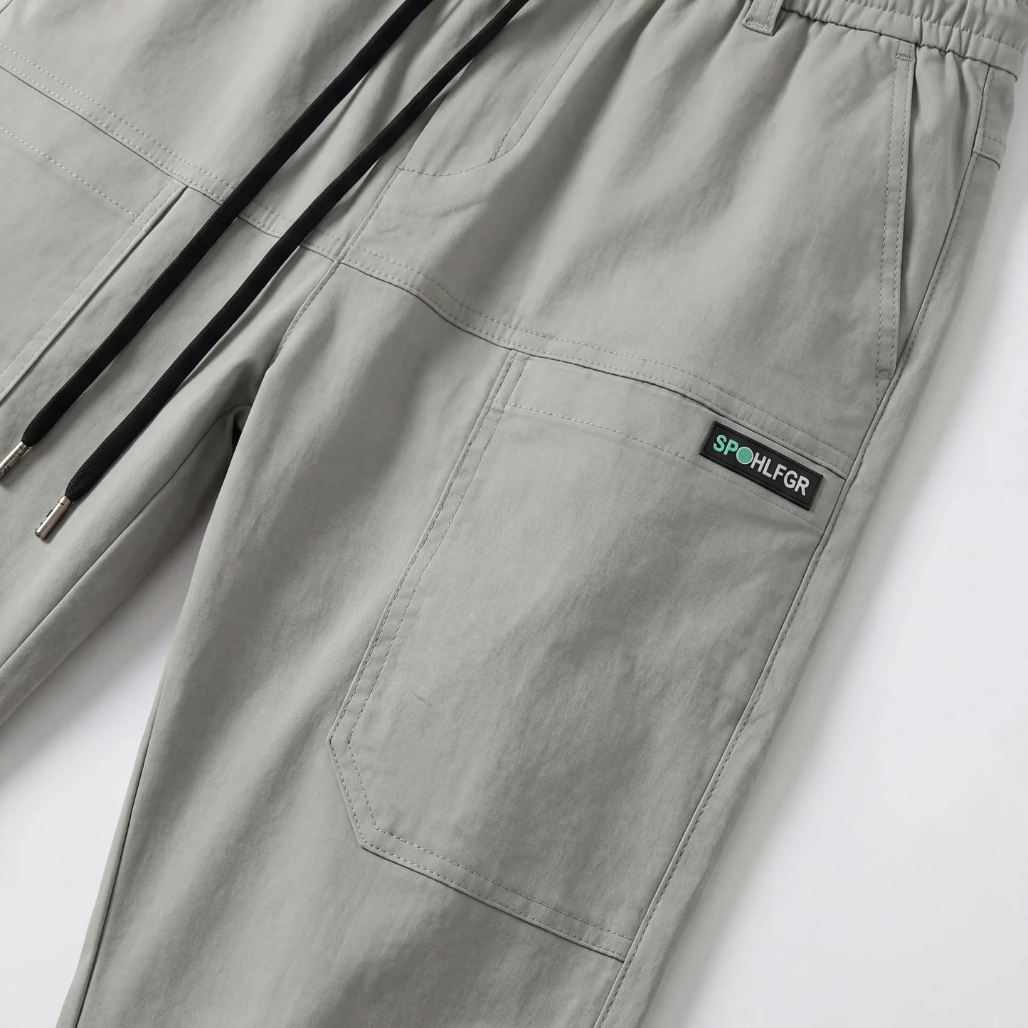 Άνετο cargo παντελόνι με μεγάλη δυνατότητα αποθήκευσης 