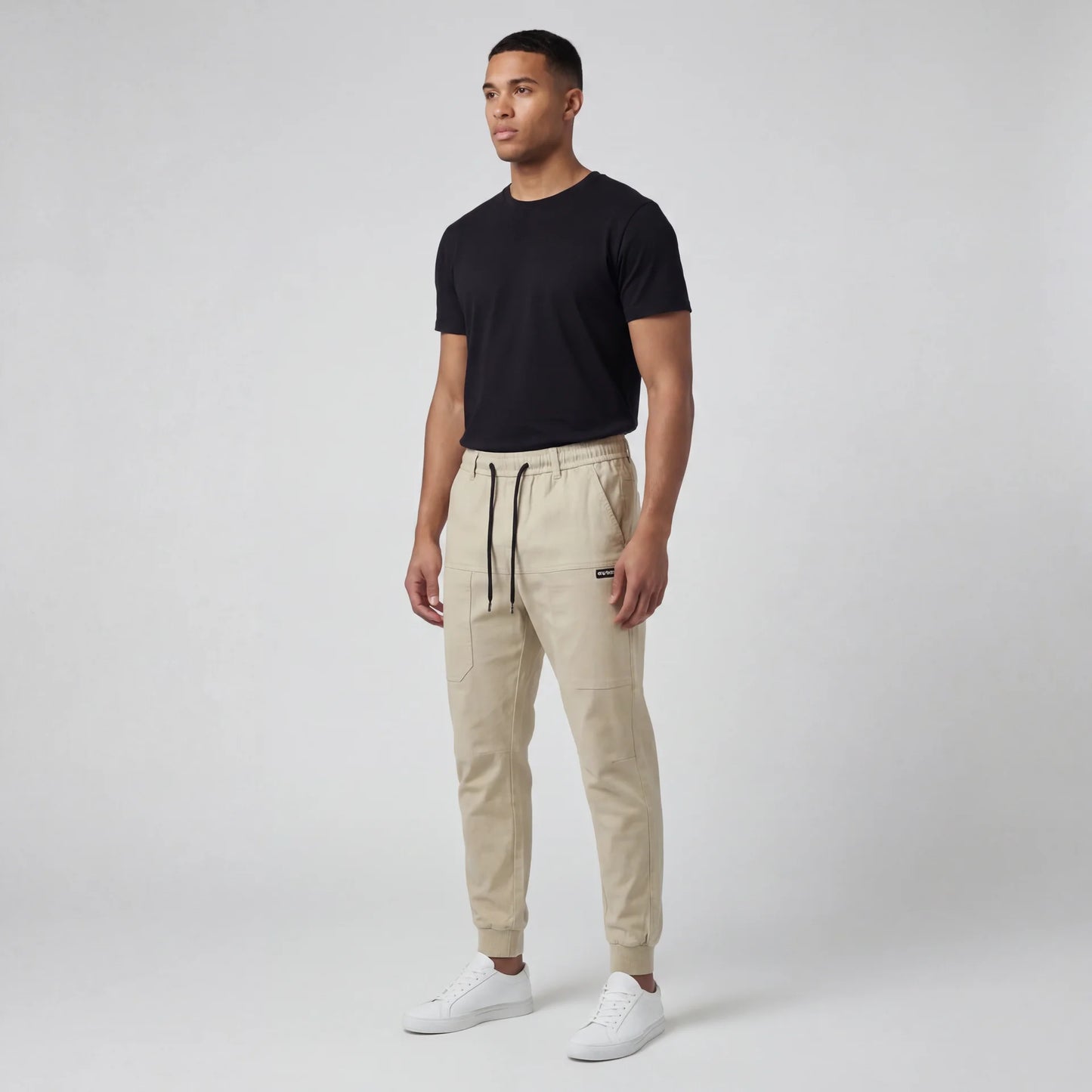 Άνετο cargo παντελόνι με μεγάλη δυνατότητα αποθήκευσης 